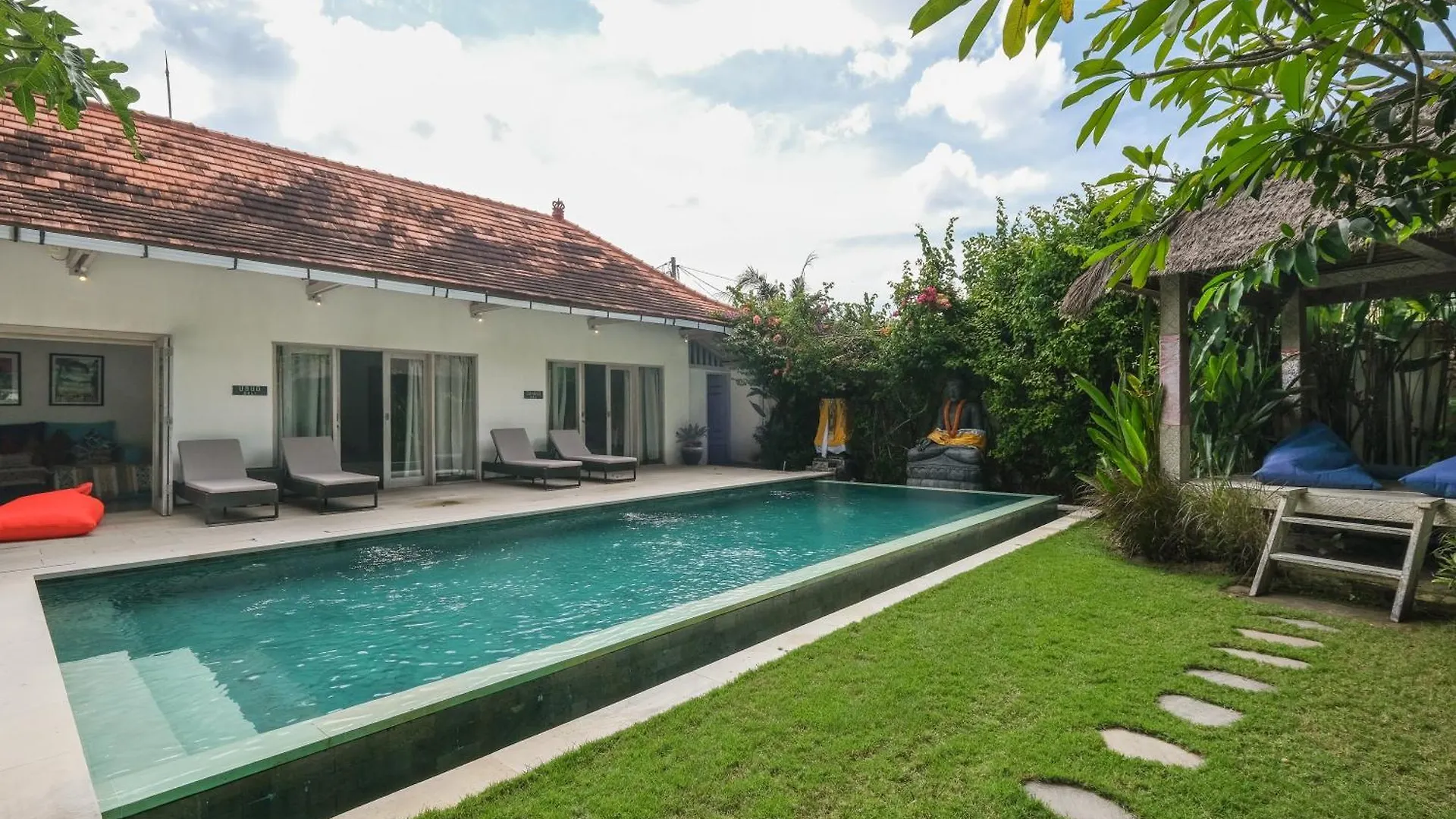 Uluwatu Secret Oasis Villa Bingin
